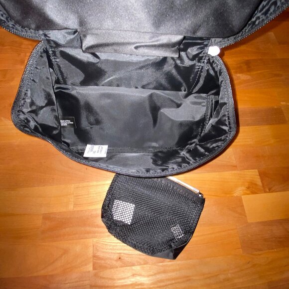 Victoria’s Secret 2018 Forever Angel Limited Edition Lingerie Travel Case NWT - Picture 5 of 6